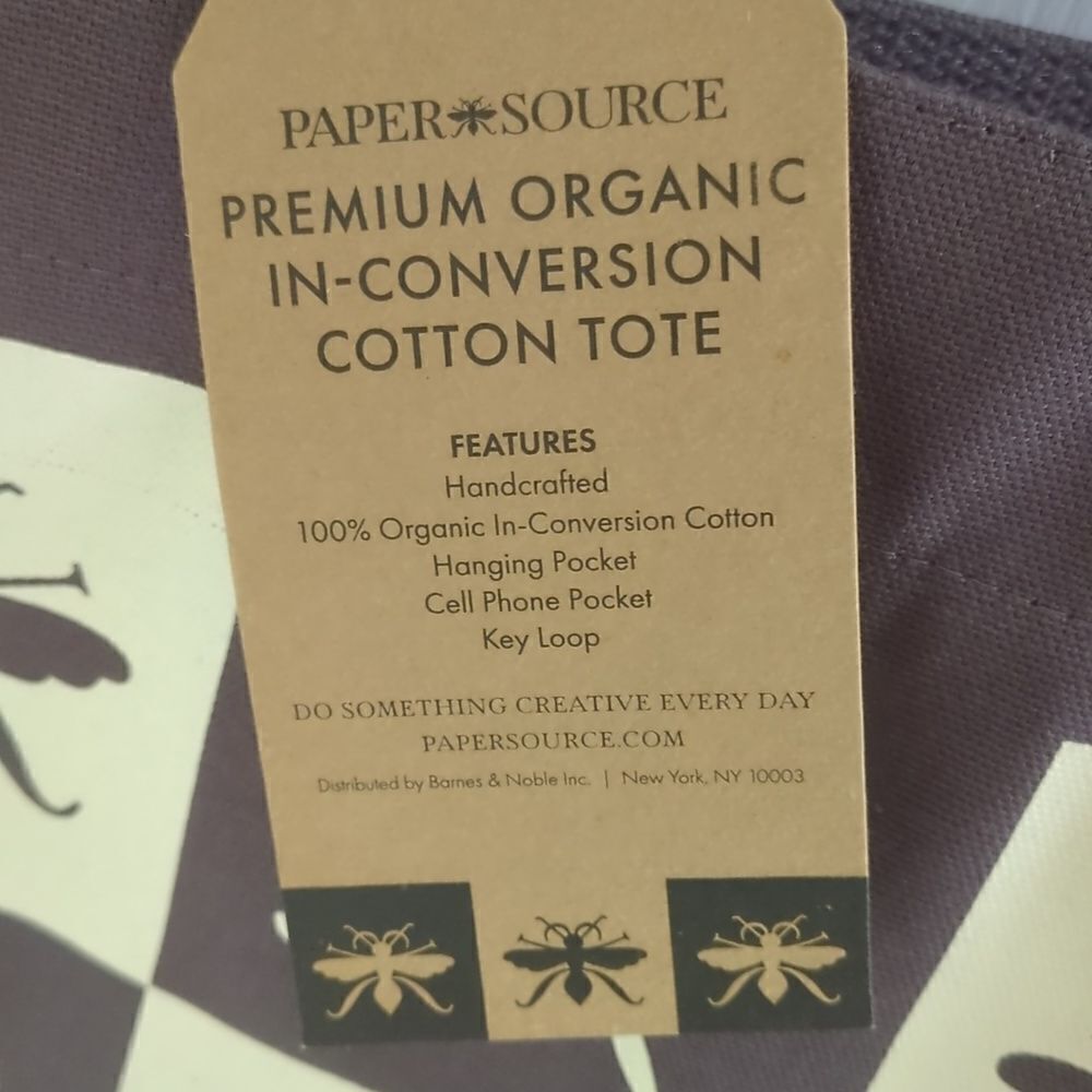 Paper Source Reusable Tote Bag Bees - Picture 3 of 5